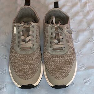 Mens grey True Wanderlux golf shoes size 10.5